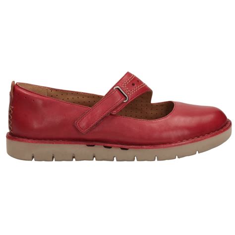 Clarks Womens Un Briarcrest Red Leather Mary Jane Shoes