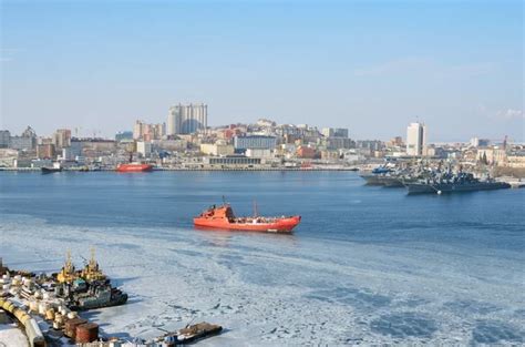 Vladivostok in winter — Stock Photo © irinabal18 #67851037