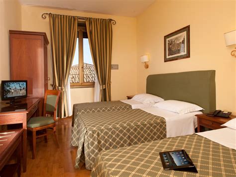 Best Price on Hotel Colosseum in Rome + Reviews!