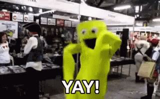 Yay Dancing GIF - Yay Dancing Weekend Vibe - Discover & Share GIFs