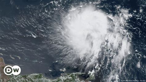 Hurricane Dorian: Florida declares emergency – DW – 08/29/2019