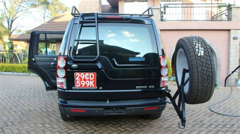 Land Rover LR4 Accessories — Voyager Racks