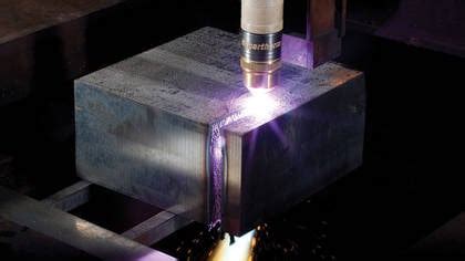 Thick metal cutting techniques l Hypertherm