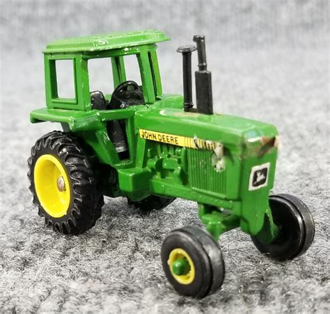 VINTAGE ERTL 1/64 SCALE JOHN DEERE TRACTOR DIE CAST GREEN | eBay