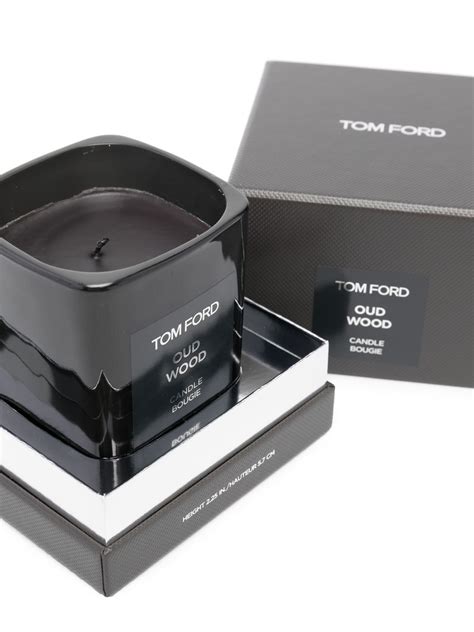 TOM FORD Oud Wood Candle - Farfetch