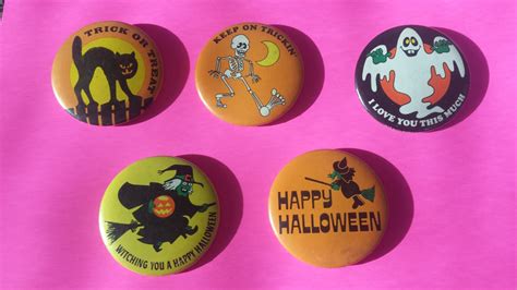 Vintage Halloween Buttons