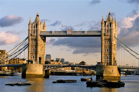 London Tower Bridge | Line Stitched Assignment | Pinterest