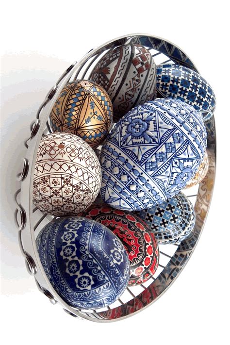 Russian eggs | Russian eggs, Egg art, Easter eggs