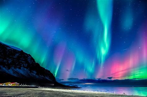 Aurora Borealis Tours 2024 - Manya Ruperta