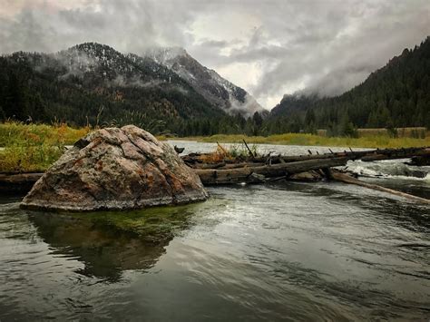 Madison River Fishing Report 10/4//2017 - Galloup's Slide Inn