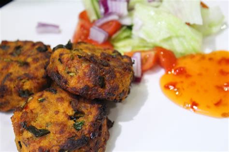 Smoked mackerel fish cakes – Cooking For John