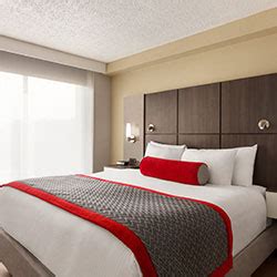 Hotels Near Orlando Airport | Ramada Suites Orlando Airport