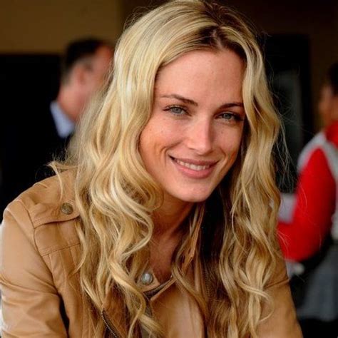 Oscar Pistorius: Reeva Steenkamp's parents to meet her killer - BBC News