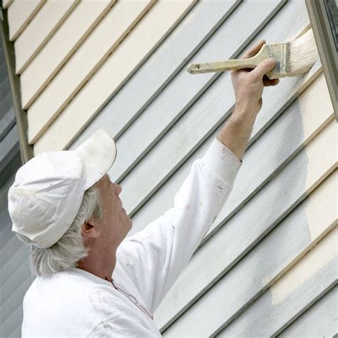 How to Paint Aluminum Siding | Family Handyman