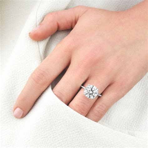 20190617-round-diamond-petite-comfort-fit-5-ct..jpg