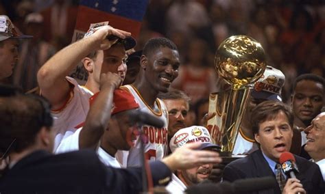 Hakeem Olajuwon on second Rockets title: ‘Jordan was playing’