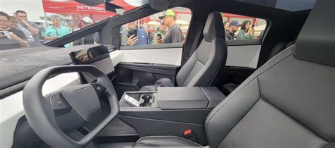 Tesla chief designer takes Cybertruck to car meet, more details revealed