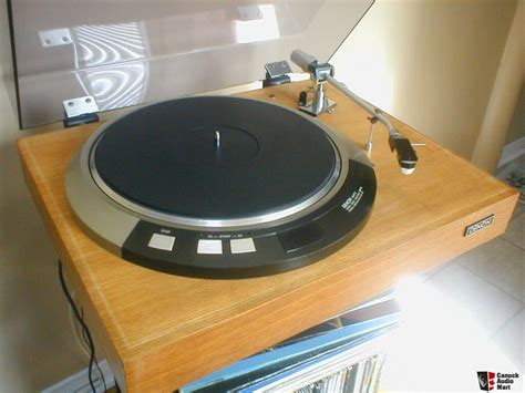 2 High End vintage DENON turntables Photo #553094 - Canuck Audio Mart