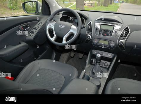 Hyundai car interior hi-res stock photography and images - Alamy