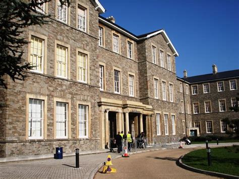 Cabot House, City of Bristol College,... © Tom Jolliffe :: Geograph ...