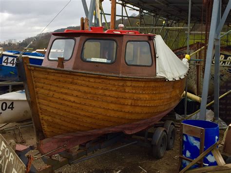 18ft clinker built fishing boat for sale, Devon – intheboatshed.net