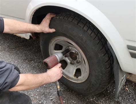 Reader recommends at-home snow tire installer | The Millstone