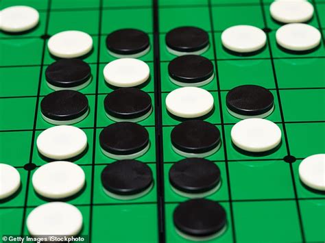 AI behind the popular online Othello game was designed to always lose ...