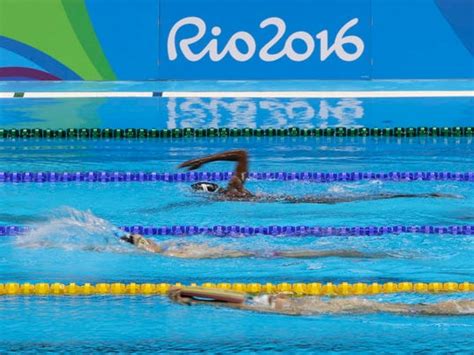 Australian swim coach pulls athletes from Rio training pool