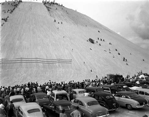 Sand Mountain in Fort Meade, Florida. Date unknown. [960x761] : HistoryPorn