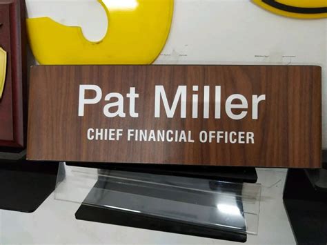 Brown Wooden Table Name Plate, For Office at Rs 500 in Panvel | ID ...