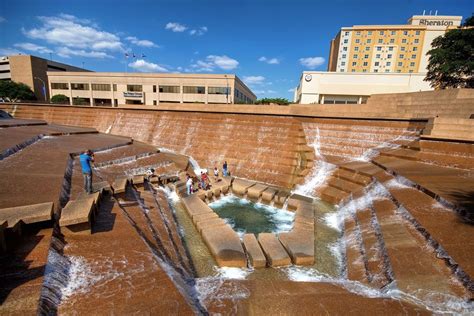 Fort Worth Water Gardens Death - Beautiful Insanity