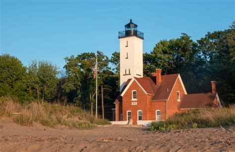 Climbing the Presque Isle Lighthouse in Erie - Uncovering PA