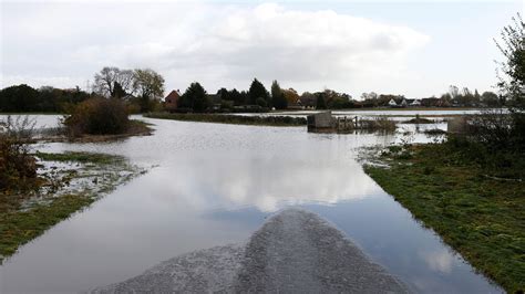 South Yorkshire flood victims becoming more concerned about the impact ...