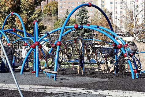 Playfront Park | Playground in Canal Park