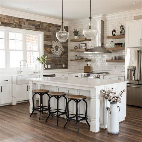 32 Fabulous Modern Farmhouse Kitchen Design Ideas - HMDCRTN