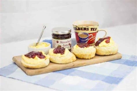 Devonshire scone recipe from Delimann - From Britain with Love