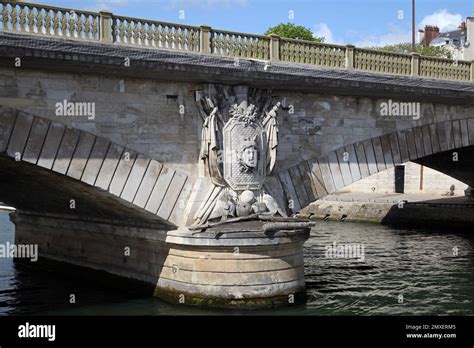 Pont des invalides - bridge over the River Seine, Paris, France Stock ...