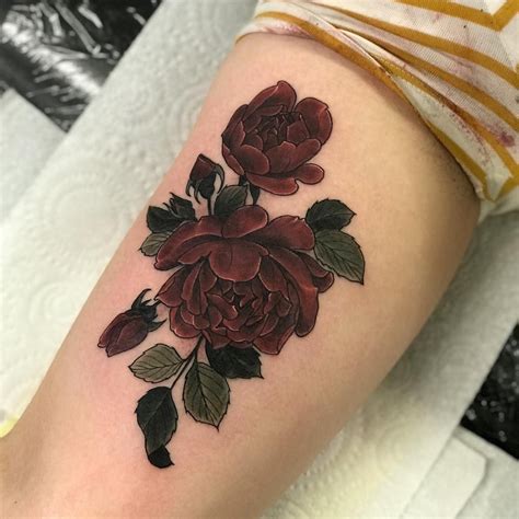 Some dark red roses for Laura 🌹 | Dark red roses, Rose tattoo cover up ...