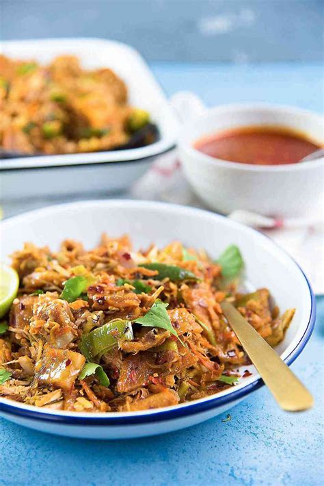 Sri Lankan Chicken Kottu Roti - Famous Sri Lankan Street Food! - The ...