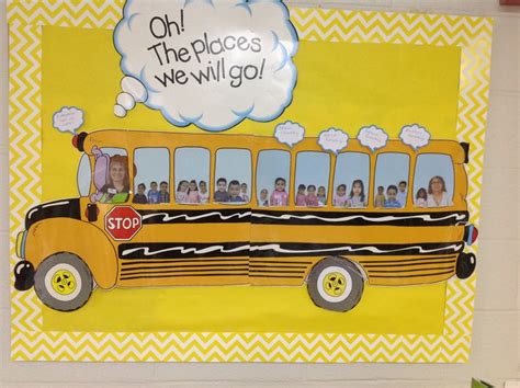 School bus bulletin board | School bus pictures, Back to school ...