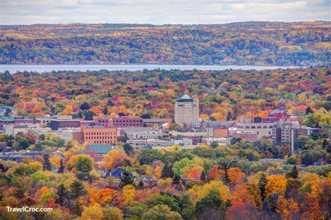 Best Beaches in Traverse City - 10 Awesome Traverse City Beaches