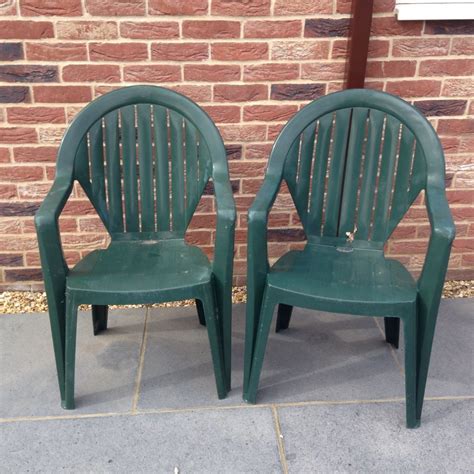 Green Plastic Garden Chairs Homebase : Explore our range of plastic ...