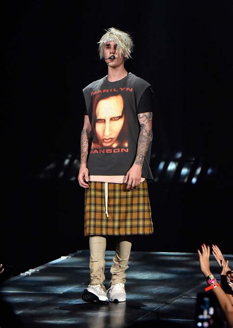 Justin Bieber’s Purpose Tour Performance Style | Vogue