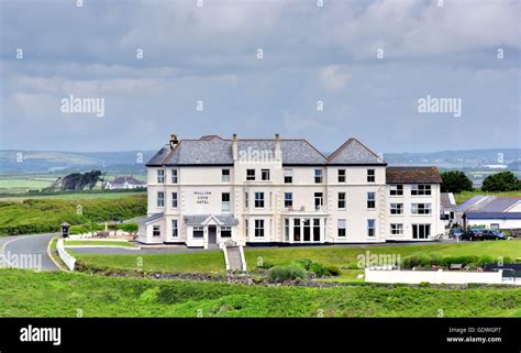 Mullion Cove Hotel Stock Photo - Alamy