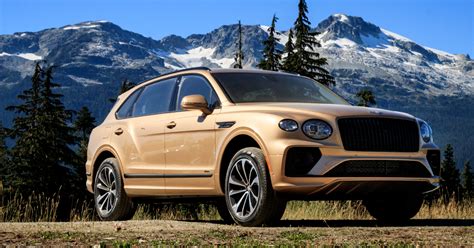 2023 Bentley Bentayga EWB First Drive: A Thoroughbred Among Clydesdales ...