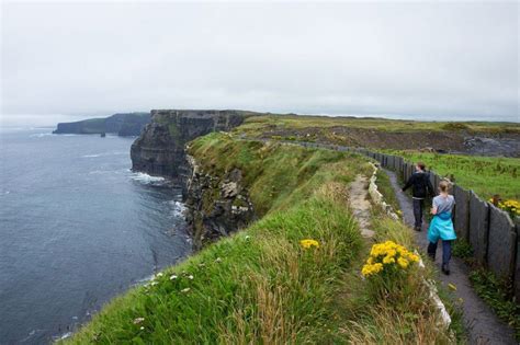 Cliffs of Moher Travel Guide: HELPFUL Tips, Map & Photos – Earth Trekkers