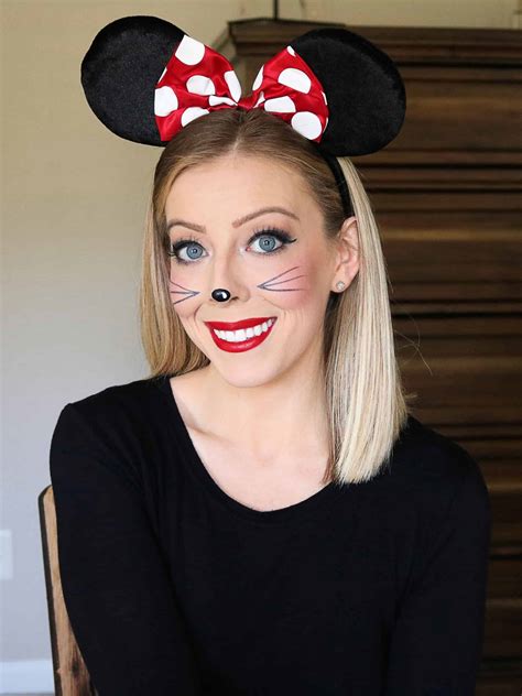 Minnie Mouse Face Paint