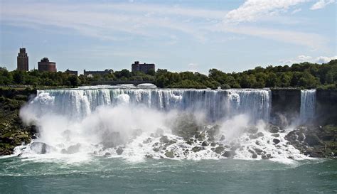 Are Dogs Allowed At Niagara Falls Ontario