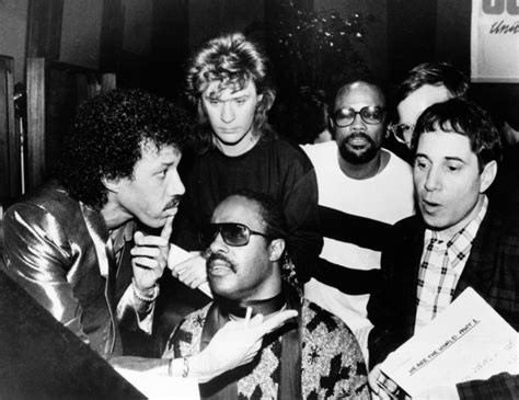 Lionel Richie, Daryl Hall, Quincy Jones, Paul Simon, Stevie Wonder - US ...