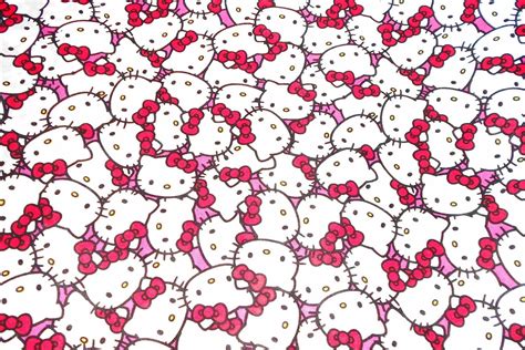 New HELLO KITTY FABRIC Over 2 Yards "Hello Kitty Faces" 100% Cotton ...